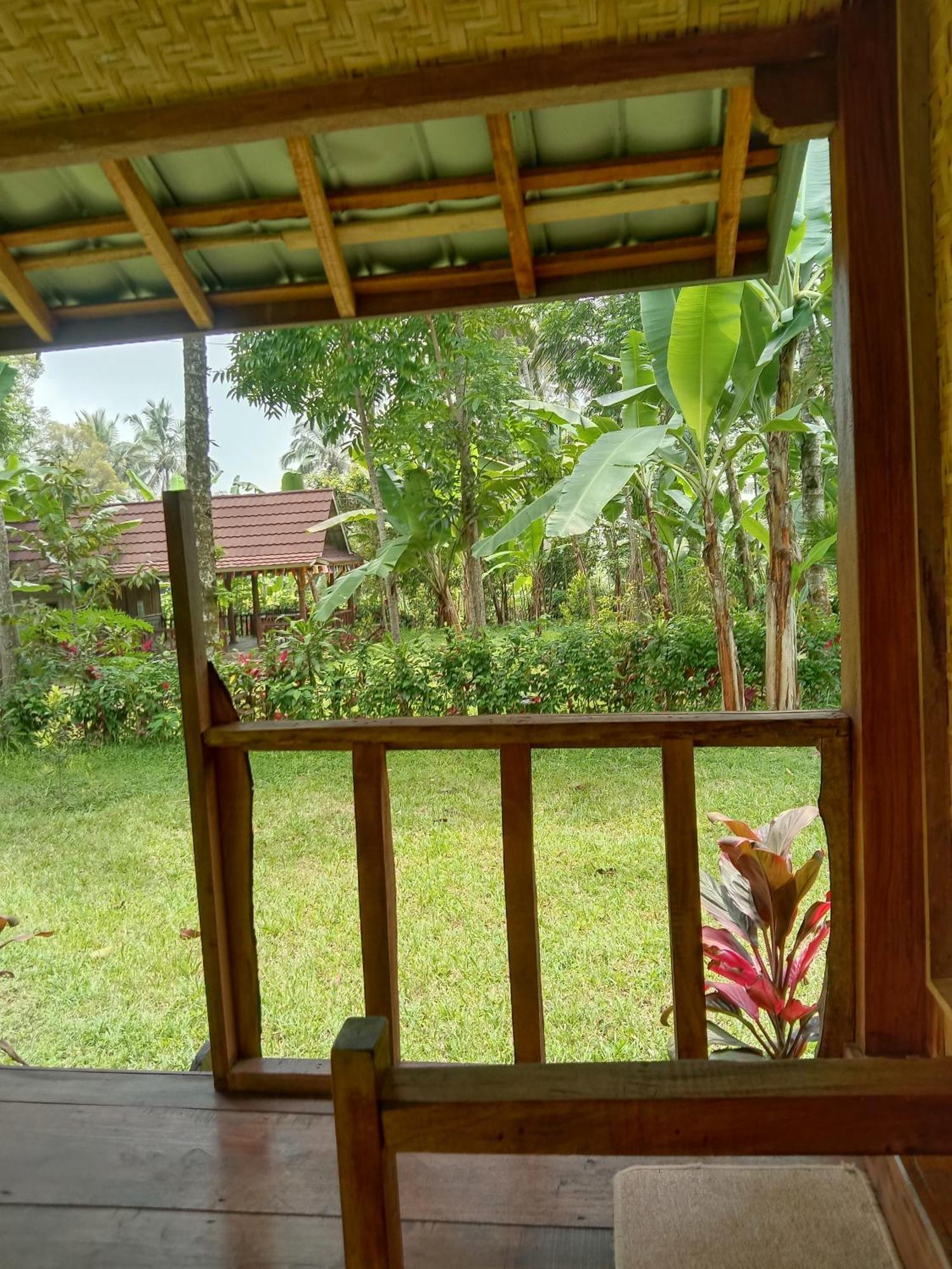 Banana Bungalows Tetebatu Exterior foto